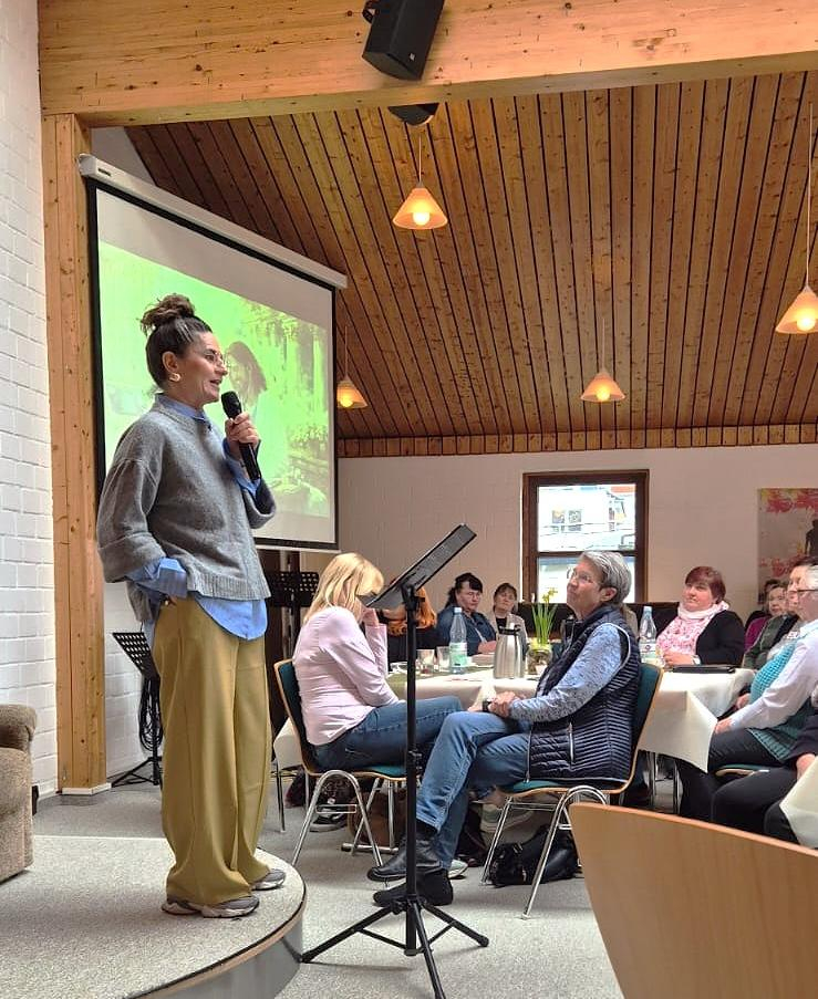 Frauenfrühstück1 14 AnsichtVorne